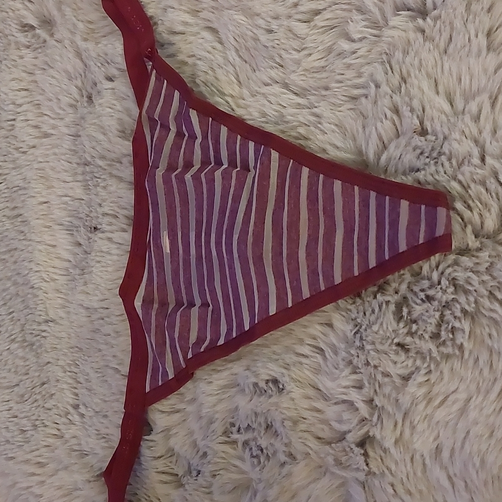 VS String Thong